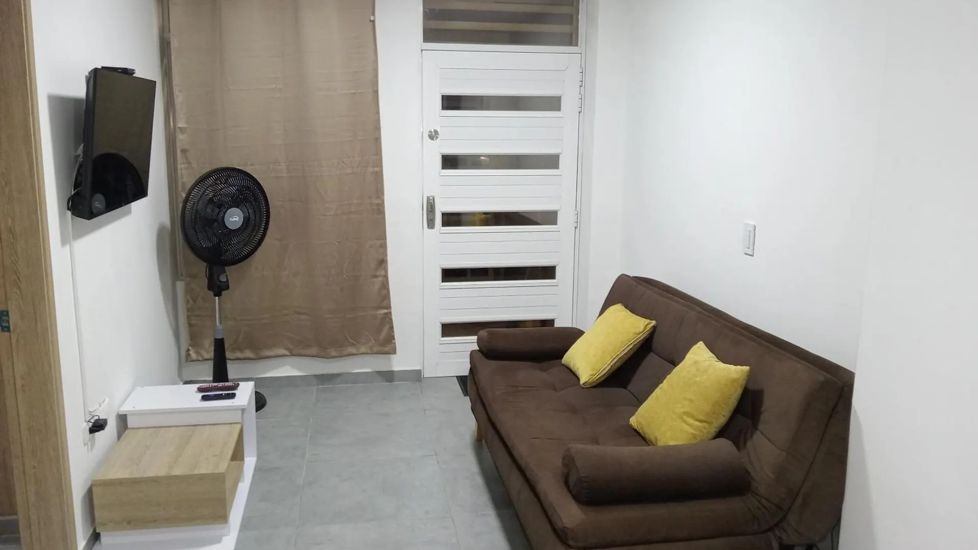 Apto Tequendama - Sur Residencial Con Parking - 35 M2 Cali 0*,  Colombia