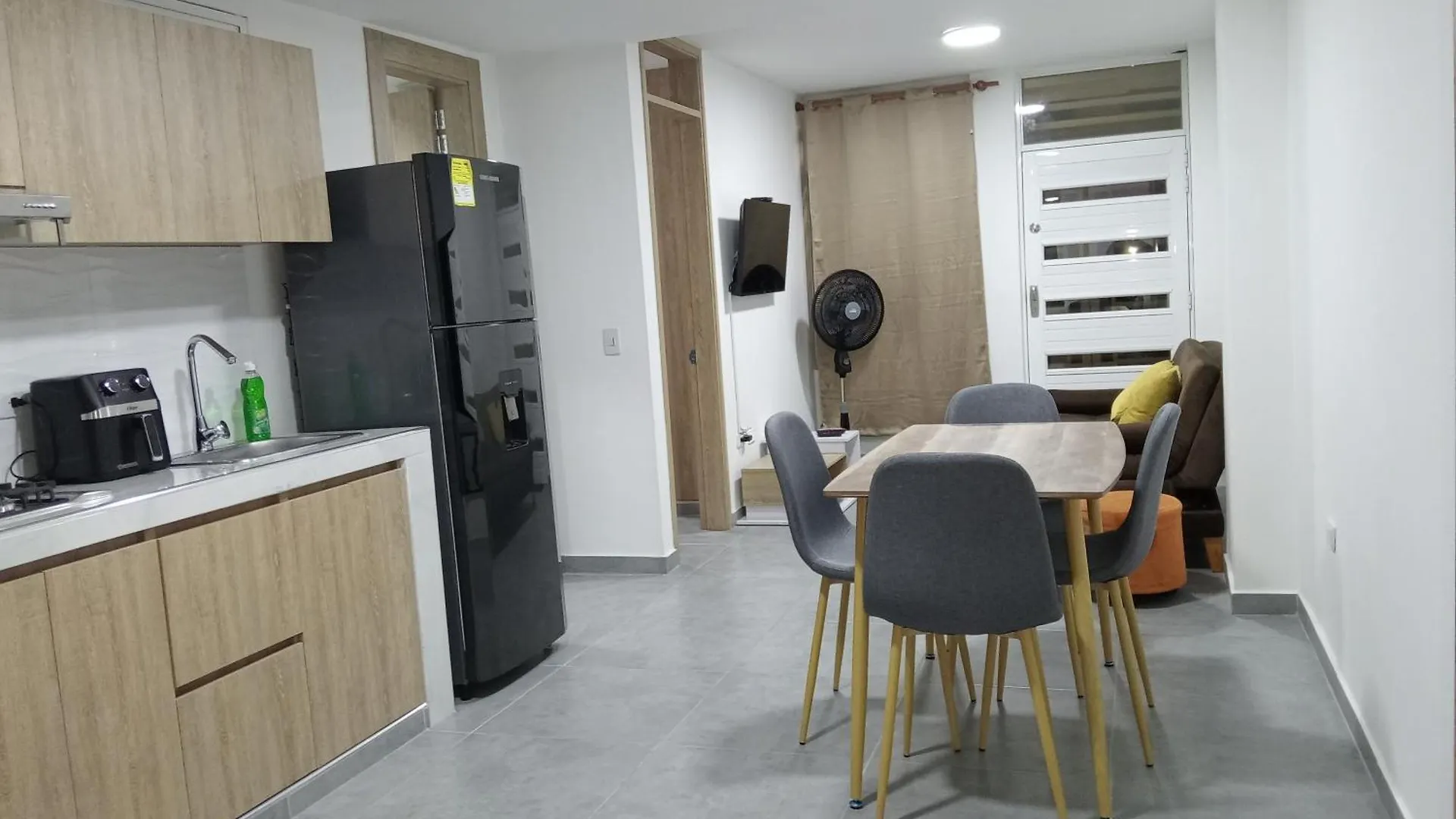 Apto Tequendama - Sur Residencial Con Parking - 35 M2 Cali