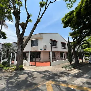 Casa Flor Del Valle Cali